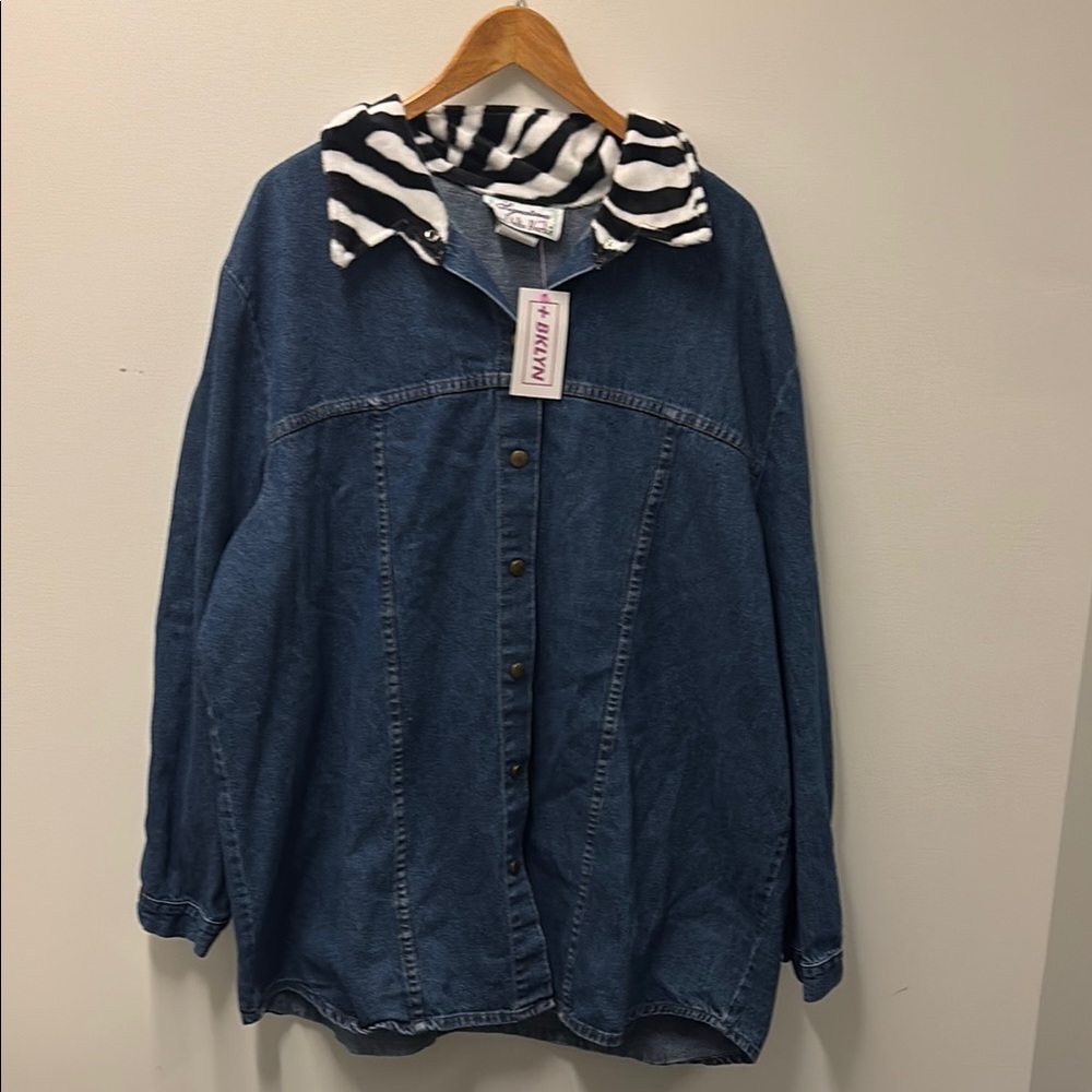 Vintage Denim Button-Up Shirt with Zebra Collar Signatures by Delta Burke 3X